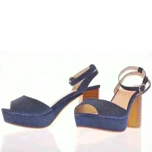 NIB Truffle Collection Women's Blue Billie Jean Platform 2 Part Sandal Sz 6.5 US - Picture 2 of 6